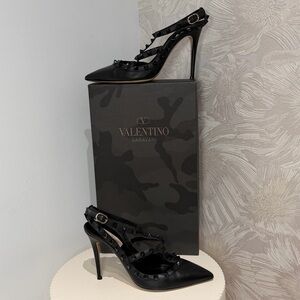Valentino Garavani Black Rockstud Slingback Pumps